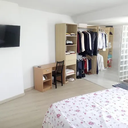 L' Alhambra Apartment *